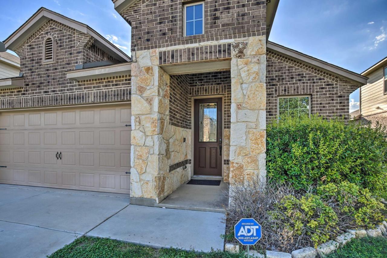 San Antonio Home With Yard About 8 Mi To Lackland! Buitenkant foto